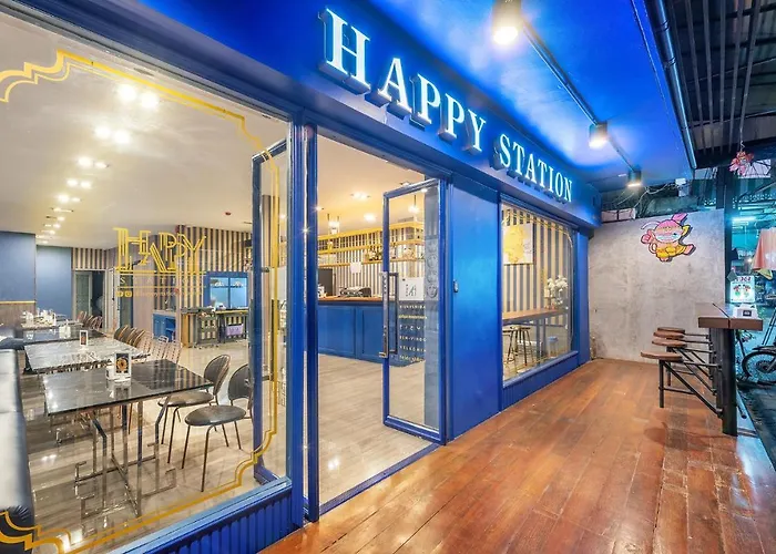 Happy Station Bangkok Hostel